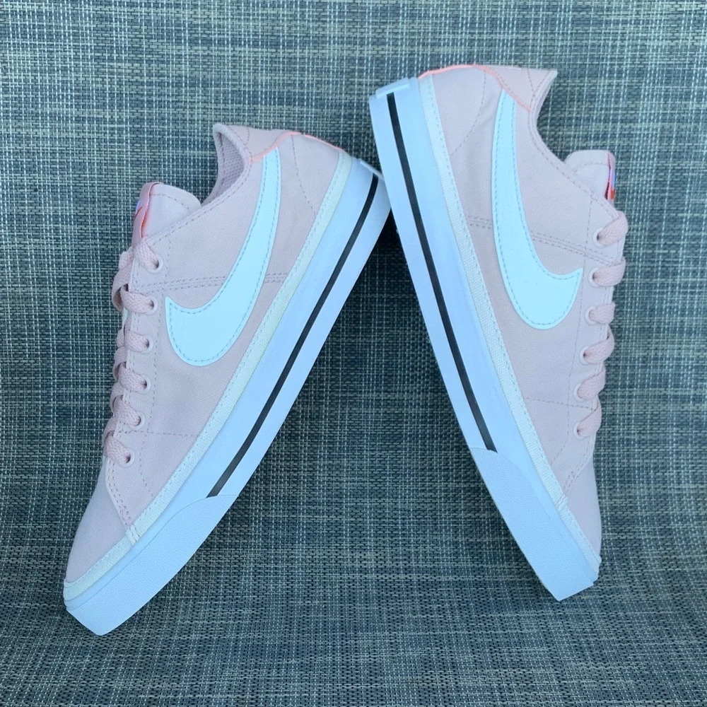Nike Pink and White Women's Sneakers - Picture 9 of 12